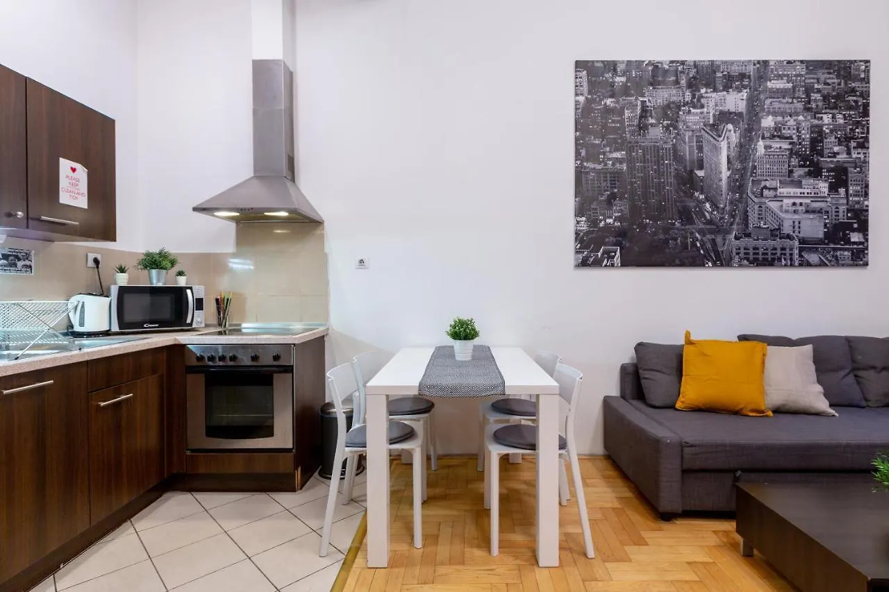 Dowtown Home In The Gozsdu Garden Budapest